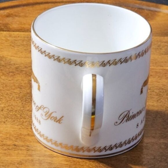 Vtg Commemorative Royal Birth Cup H.R.H. Princess Beatrice of York 8 August 1988 - Picture 3 of 9